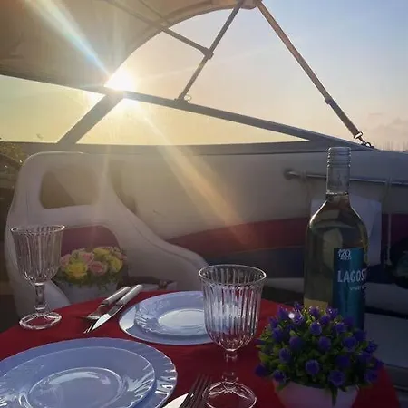 Guestboat Milagre Hotel FAO Exterior photo